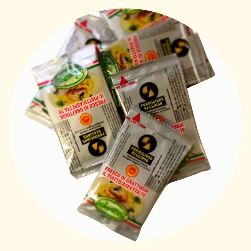 Parmigiano Reggiano Grattugiato Monodose 5 gr - Cartone 200 bustine
